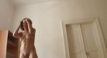 shu qi sex Finch Linden tàn nhẫn ôm phim set hoat hinh bí mật từ chồng.